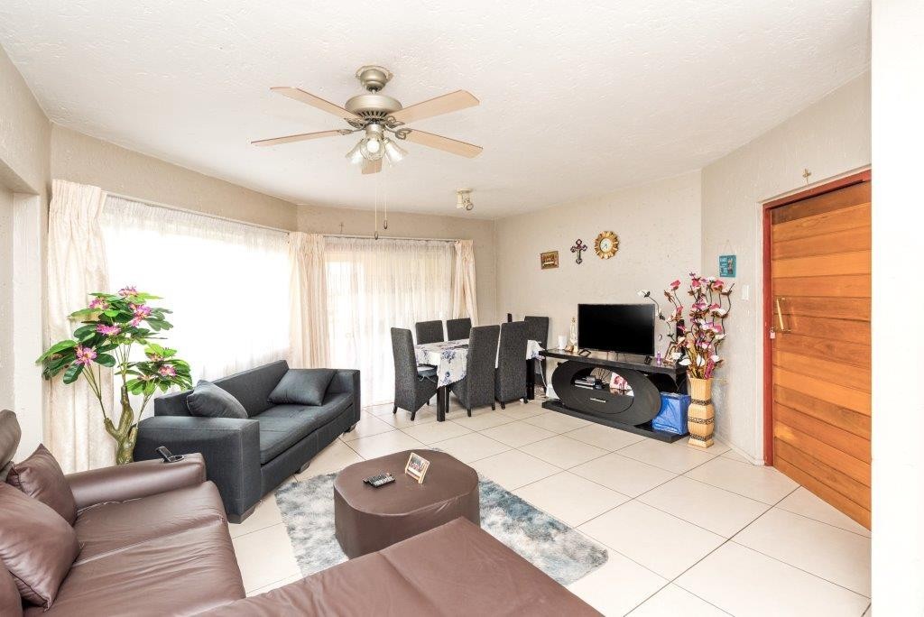 Spacious Ground Floor Living in the Heart of Bedfordview