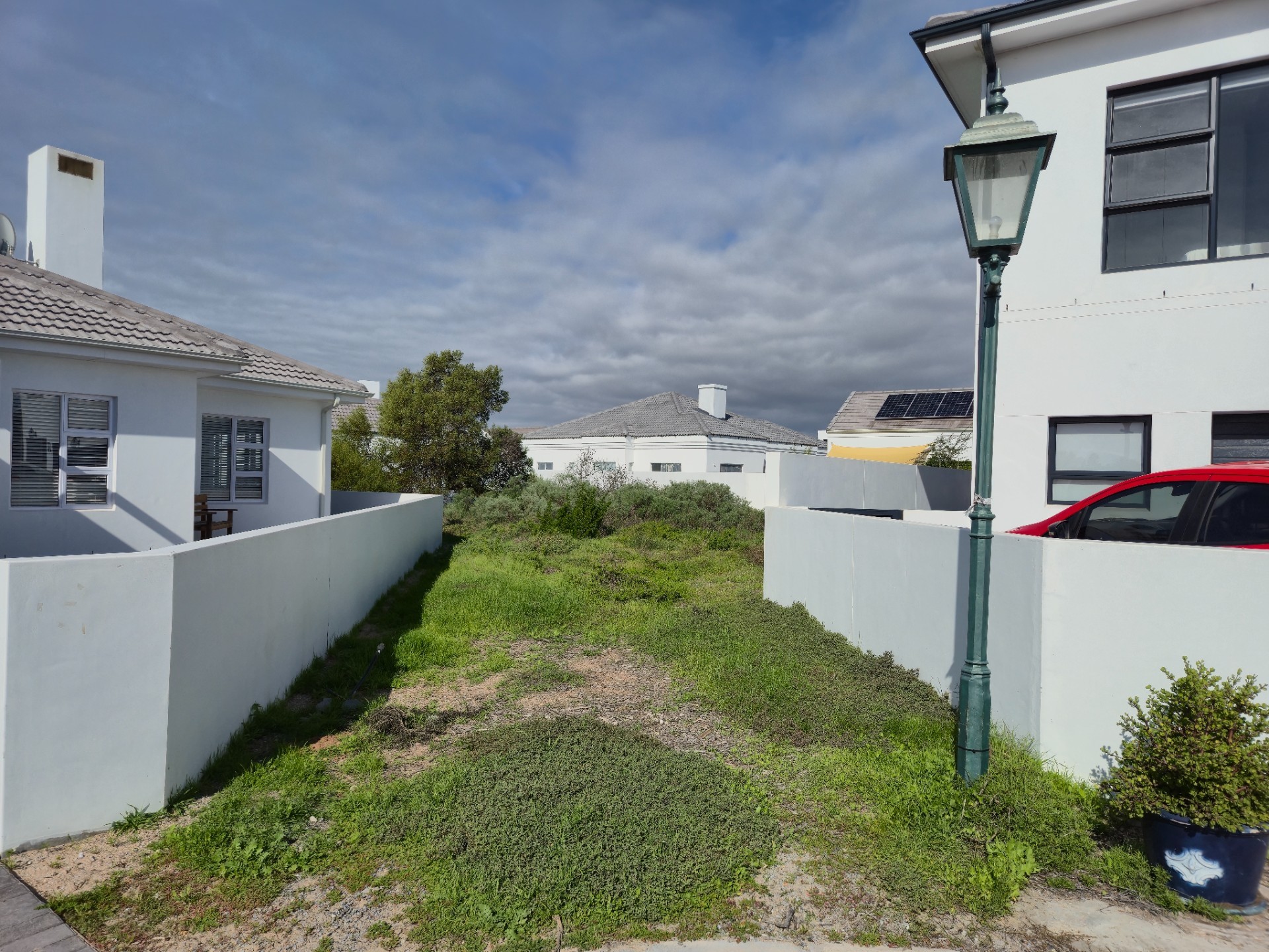Cul de sac vacant land