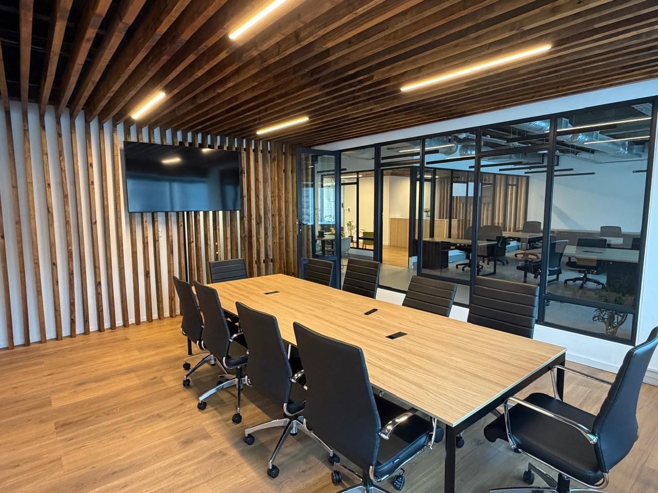 Fitted-Out Offices To Rent at The Towers, Cape Town