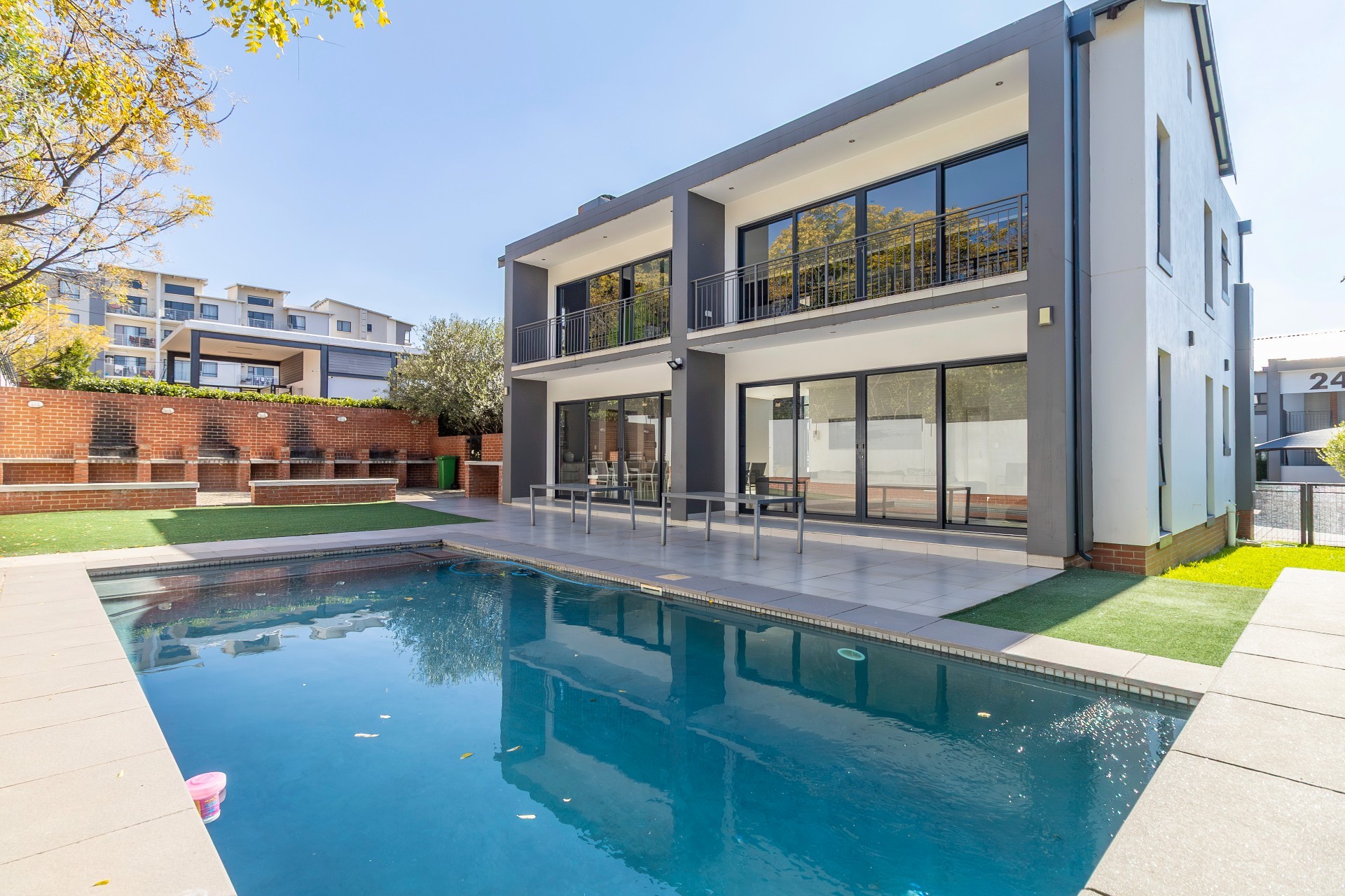 Outstanding Value 3 Bedroom Apartment in Broadacres