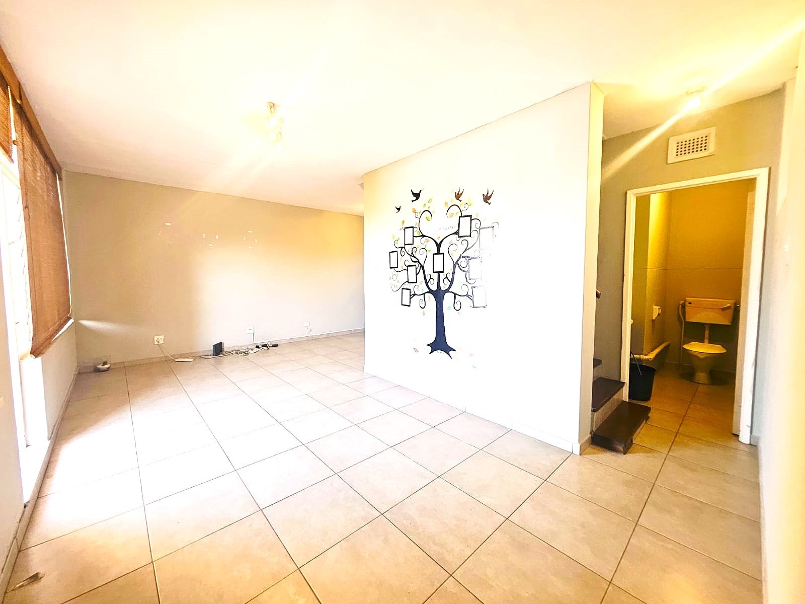 Apartment For Sale in Glenwood, Durban, KwaZulu-Natal