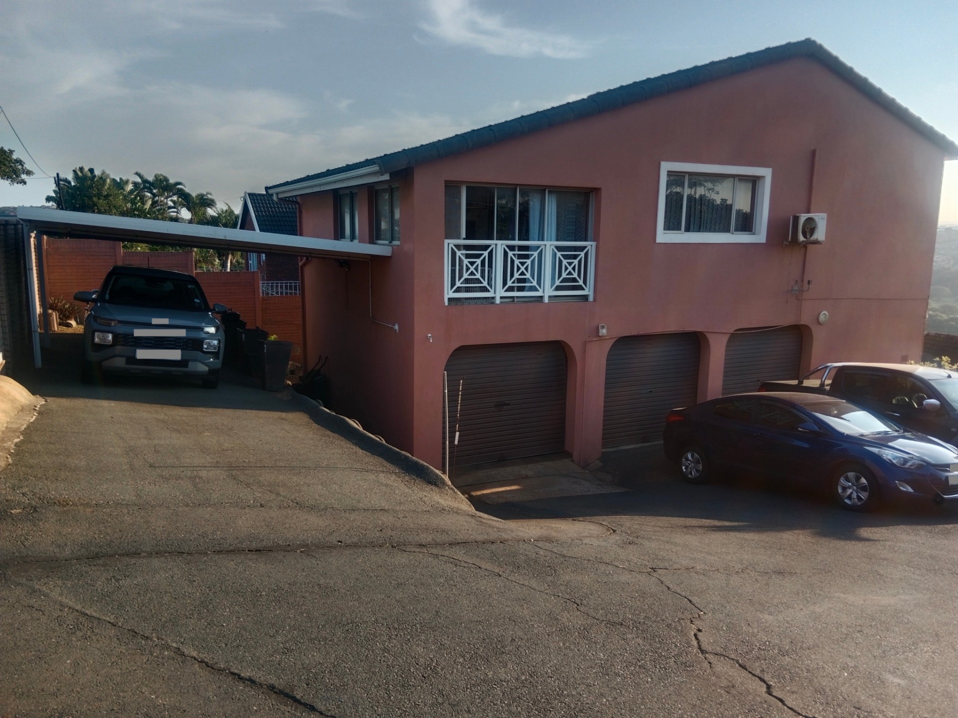 House For Sale in Ocean view, Bluff