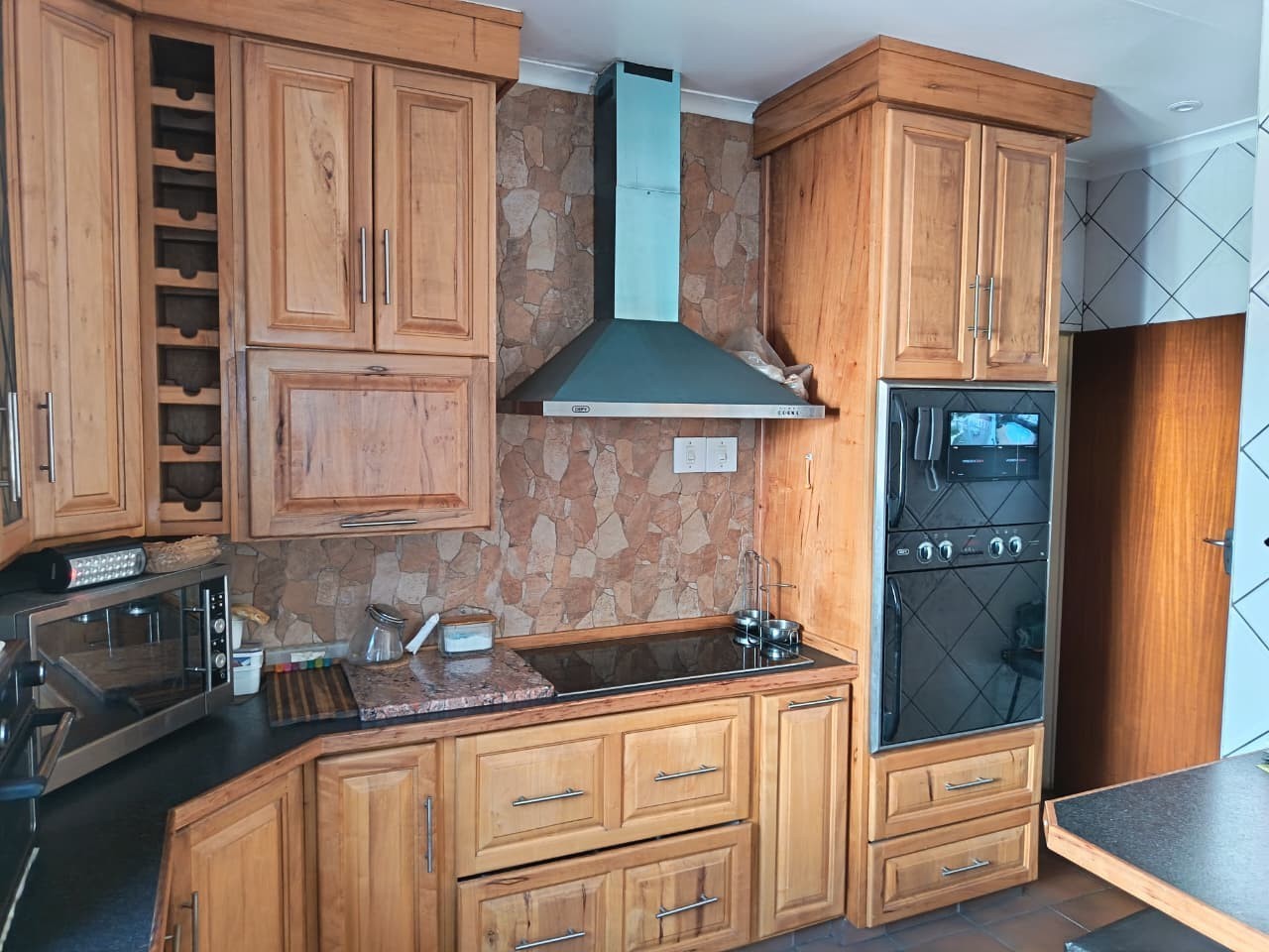 Spacious Family Home with Flatlet, Borehole and Exceptional Entertainment Features in Wonderboom