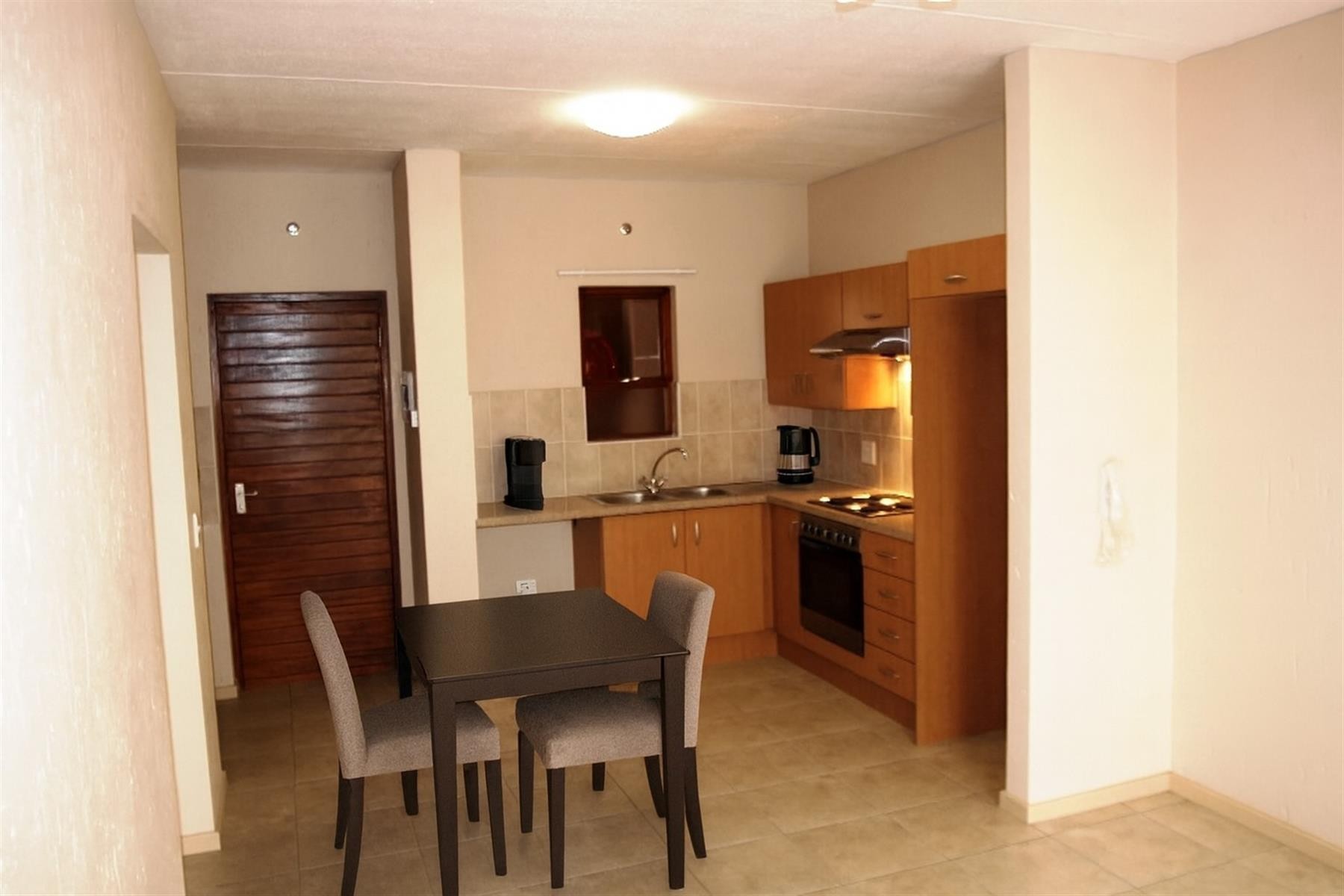 Investors Dream. North-Facing Ground Floor Gem In Douglasgate Estate, Douglasdale, Sandton
