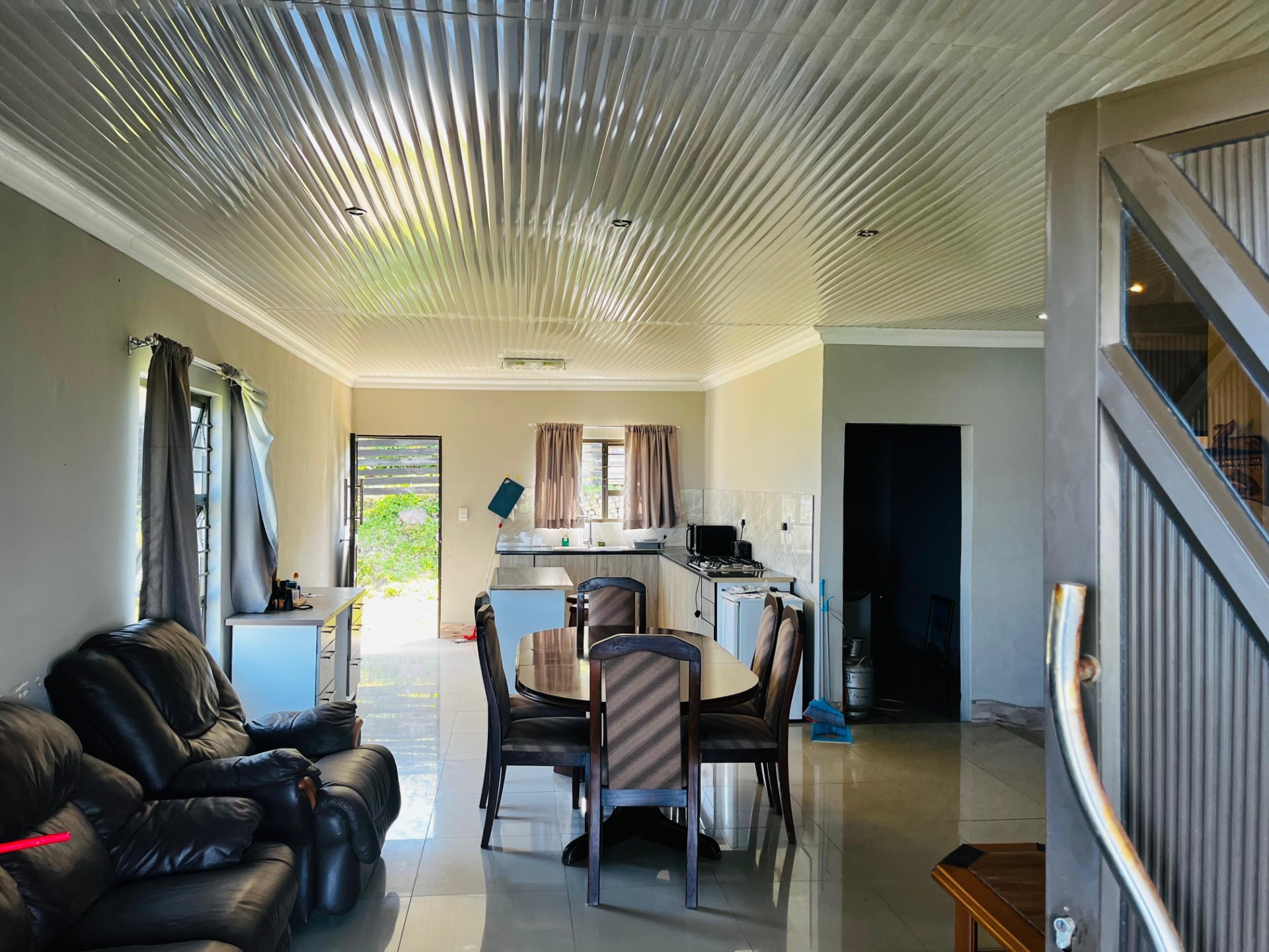 6 Bedroom House for Sale in Umngazana, Port St Johns