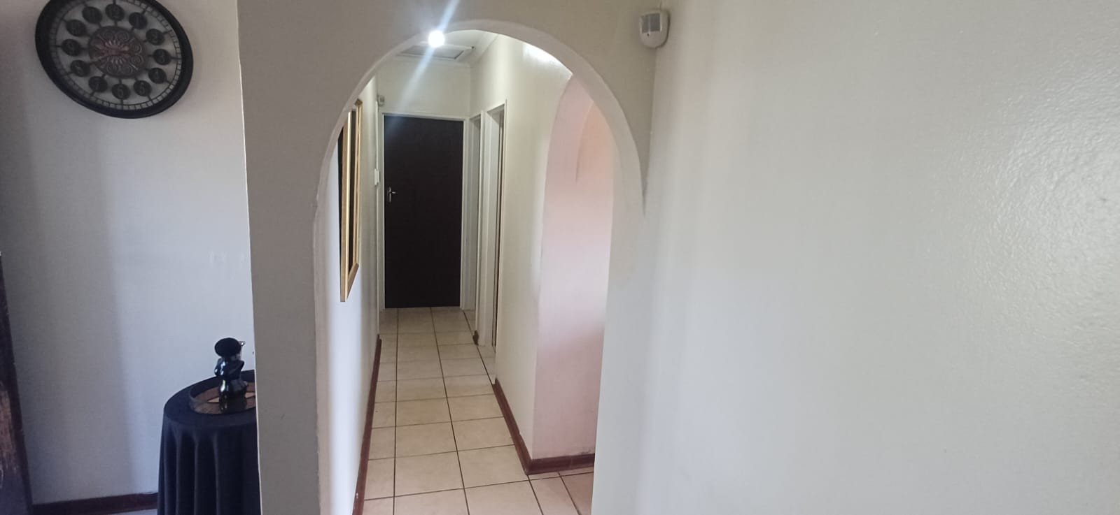 3 BEDROOM, 2 BATHROOM, LOUNGE, DINING ROOM, DOUBLE GARAGE HOUSE IN PACALTSDORP FOR SALE