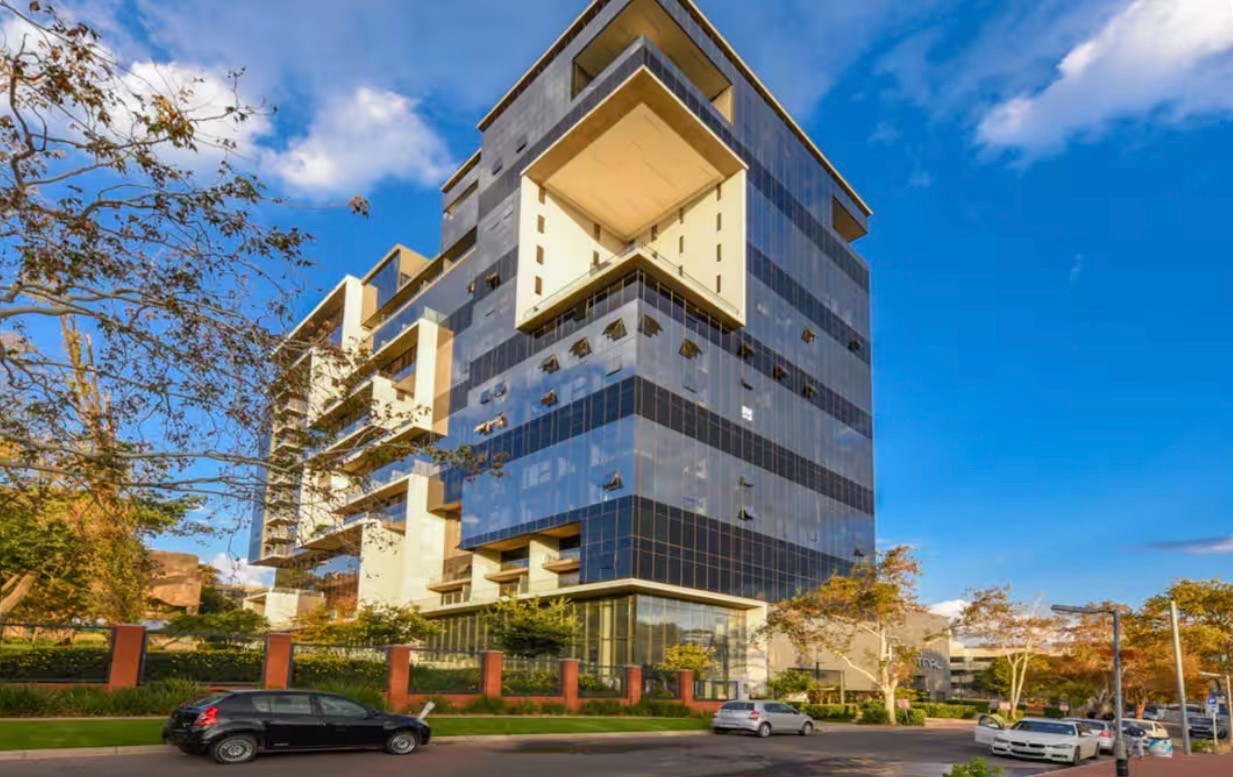 Park Central Loft Apartment - Prime Rosebank Investment Opportunity