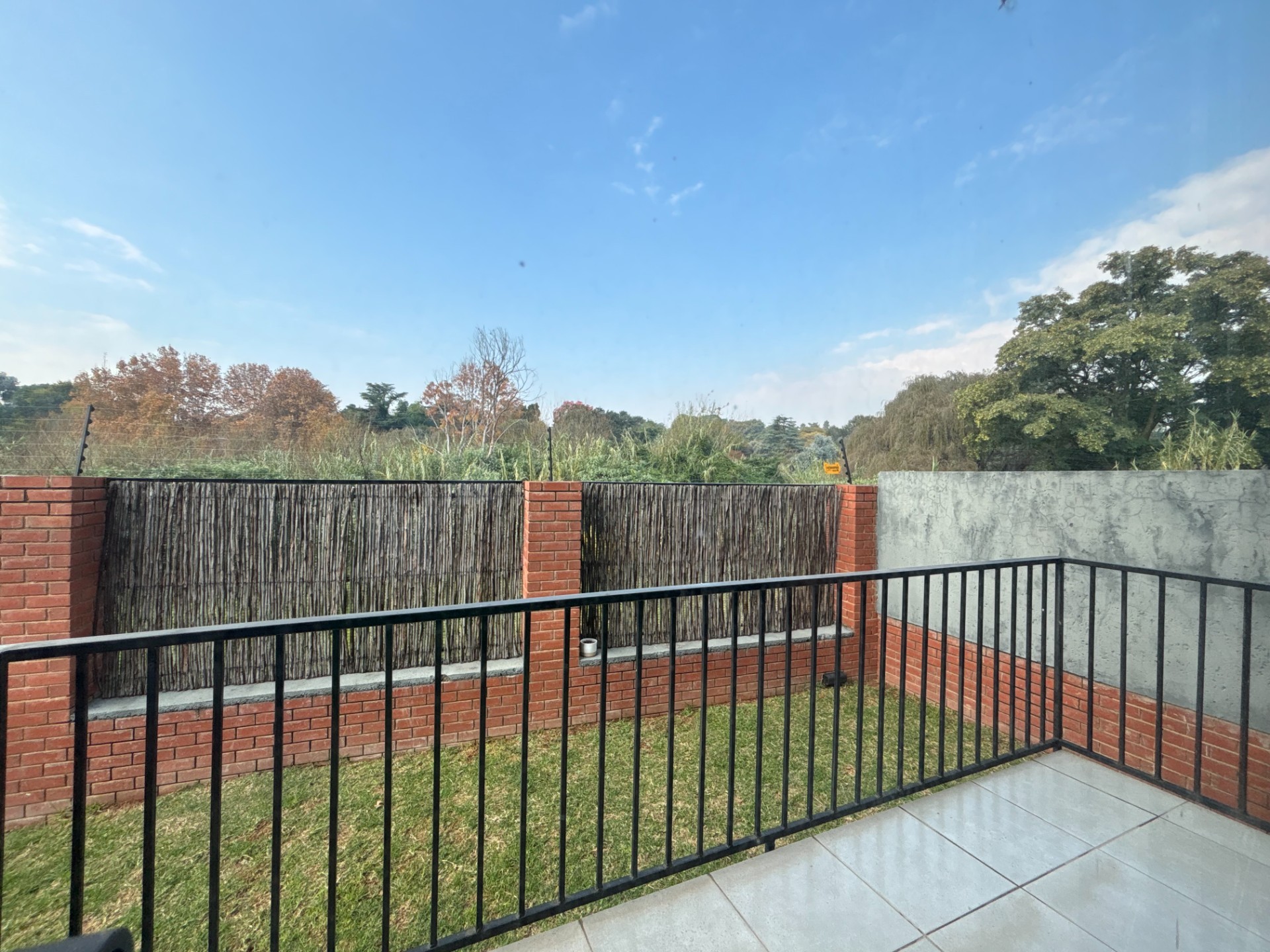 Spacious Family Townhouse in Secure Ferndale Complex