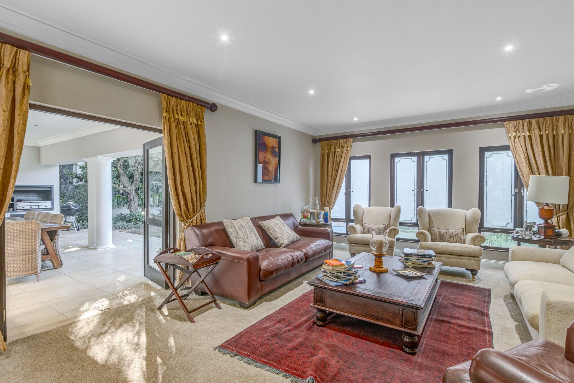 Immaculate home in a secure complex, with solar panels and back-up water