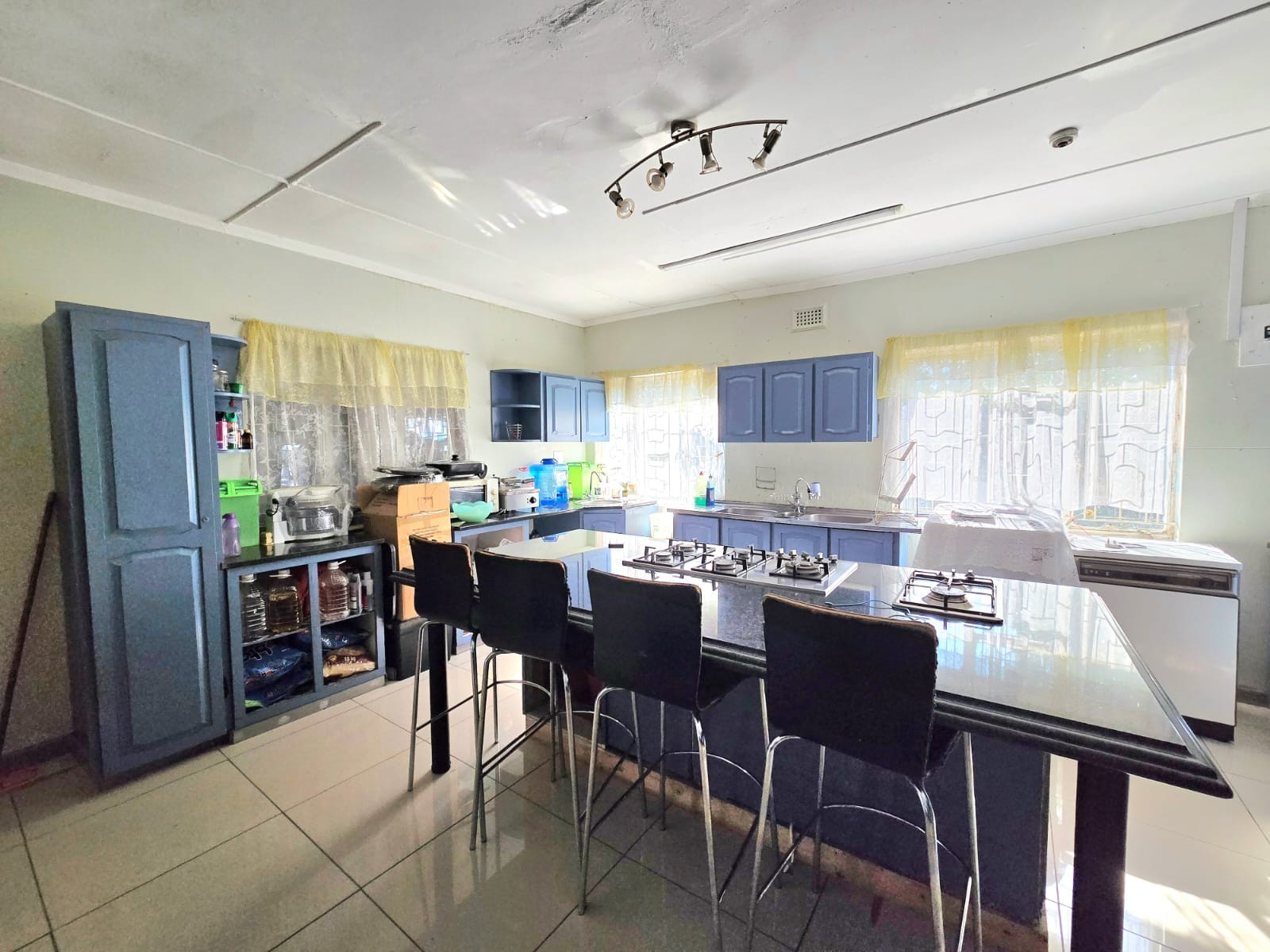 House for sale in Claire Estate, Durban, KwaZulu Natal, 3665 m²