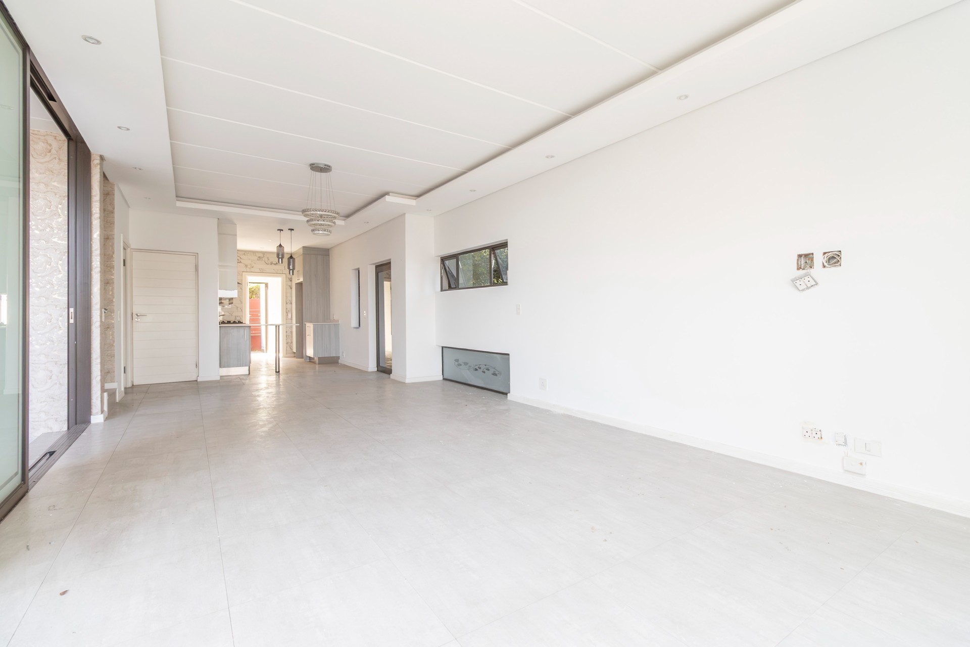 Stunning Modern 4 Bedroom Family Home in Sought-After Craigavon Estate