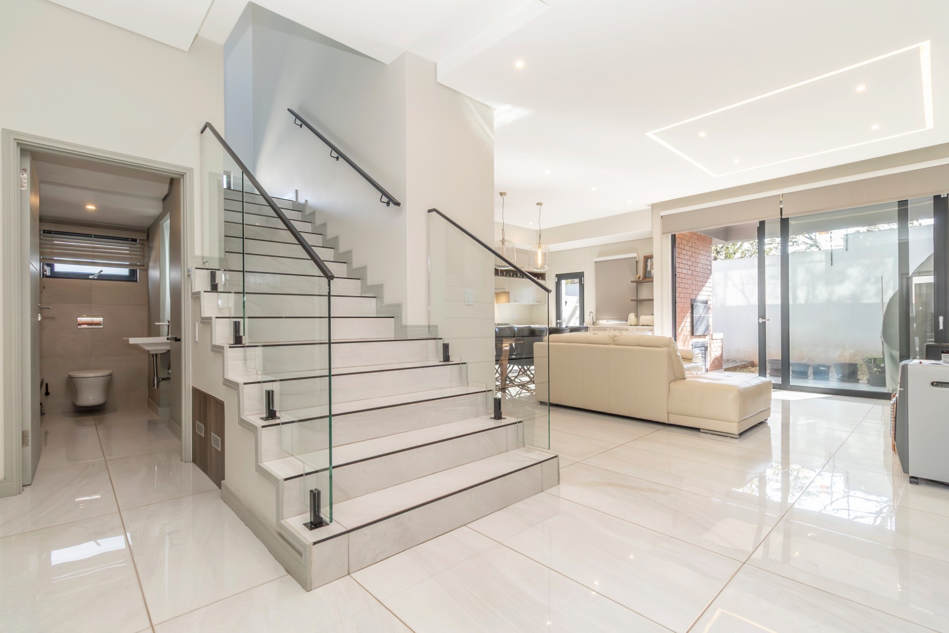 Modern Luxury Cluster Living in Bryanston East