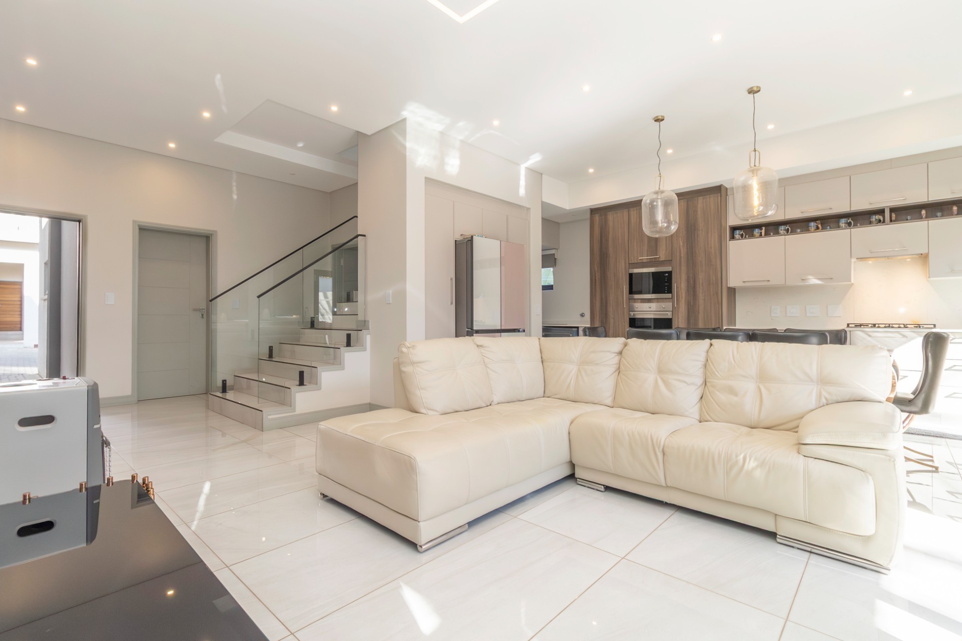 Modern Luxury Cluster Living in Bryanston East