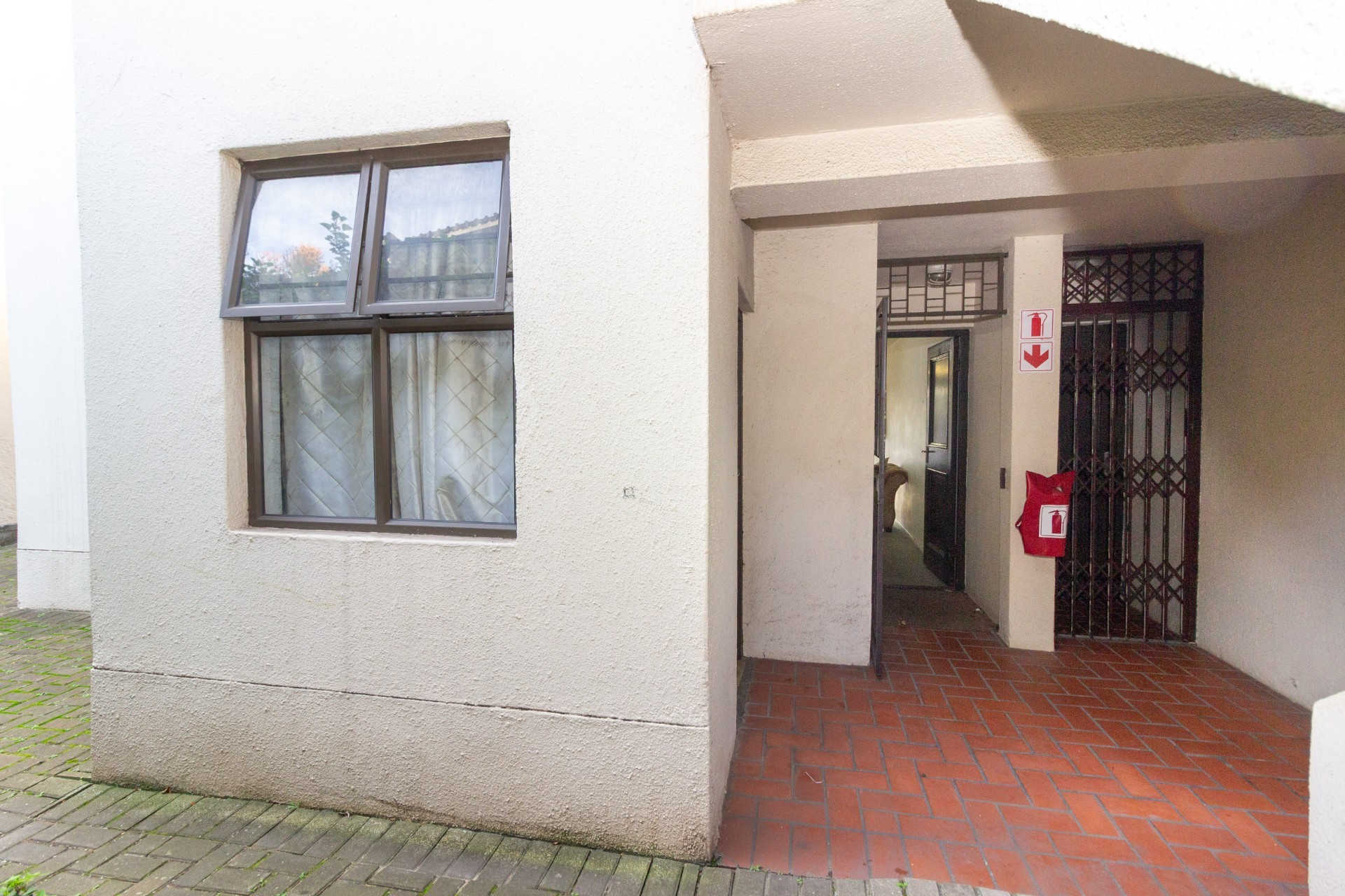 3 Bedroom Ground floor Apartment in South End - R995,000 | Sole Mandate