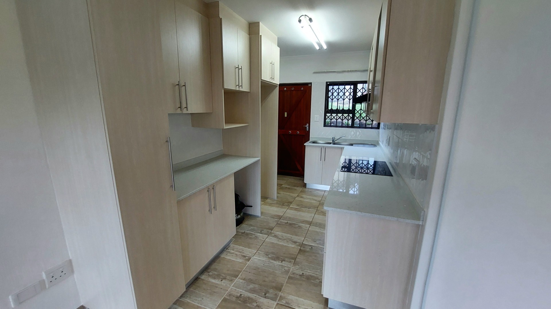 Lovely Newly Renovated Townhouse, Shelly Beach