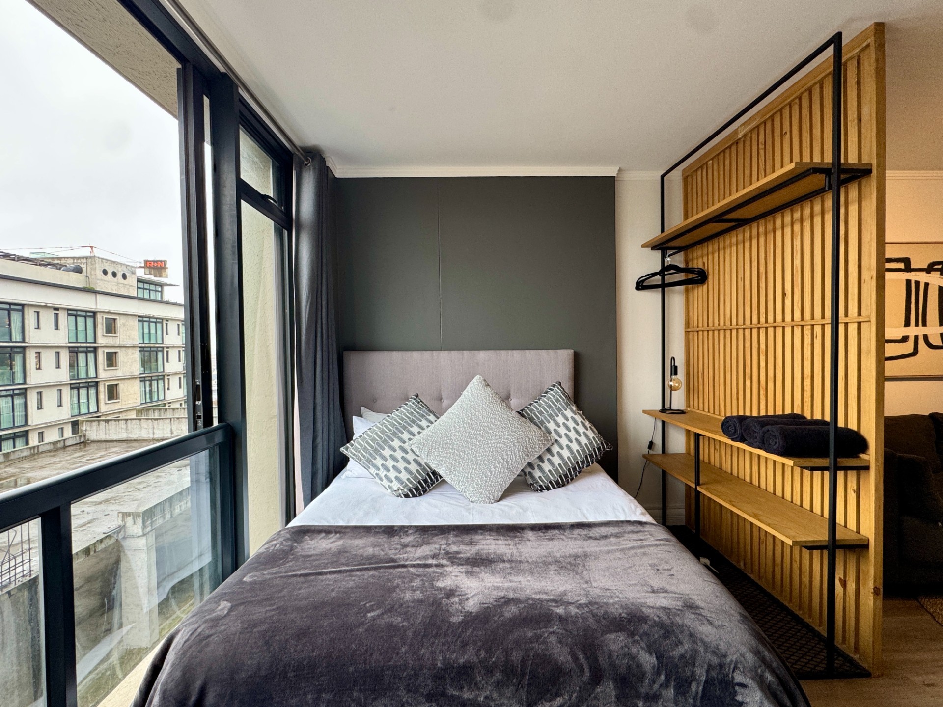 Unit 1202, Four Seasons, Zonnebloem, Cape Town.