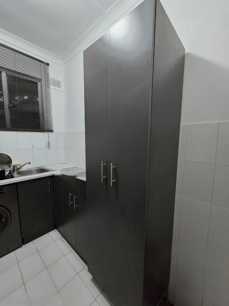 Apartment For Sale in Glenwood, Durban, KwaZulu Natal