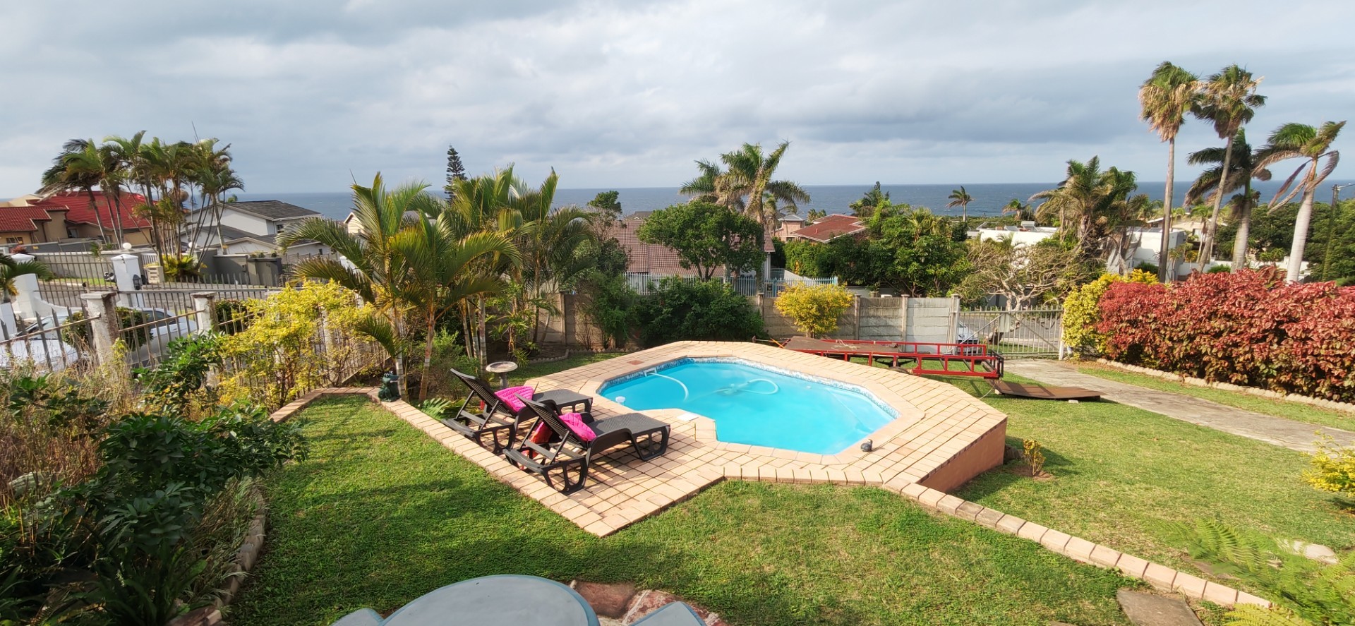 Neat as a pin and move in ready! 3 bedroom House For Sale in Uvongo, Margate, KwaZulu Natal