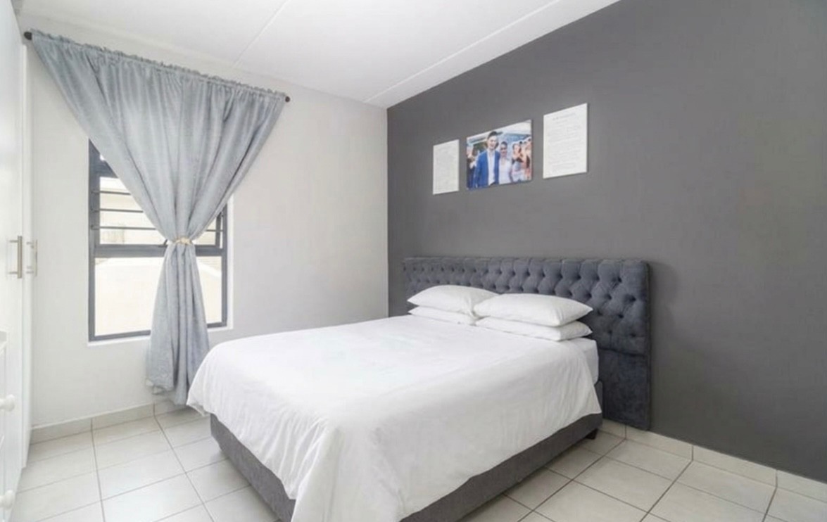 Apartment For Sale in Parklands, Blouberg