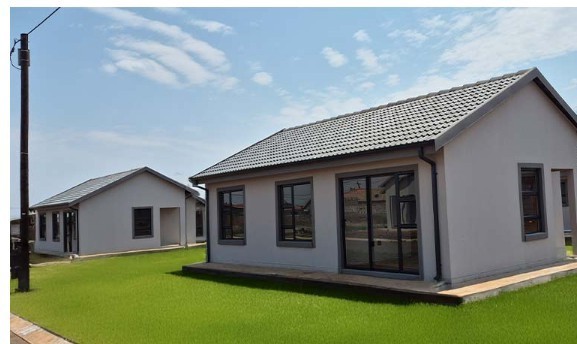 House For Sale in Vosloorus Moagi Villge