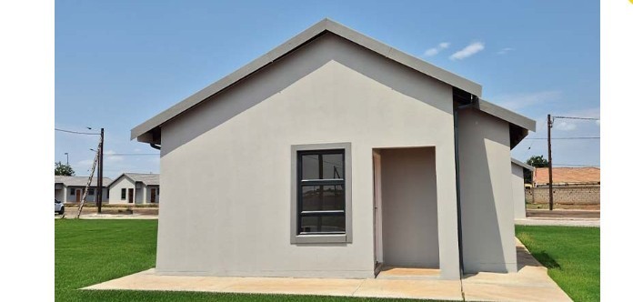 House For Sale in Vosloorus Moagi Villge