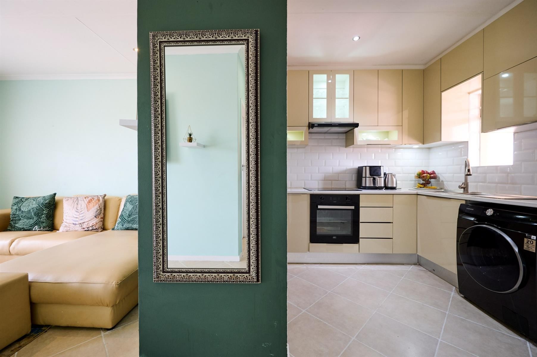 2 Bedroom Apartment For Sale in Monavoni, Centurion