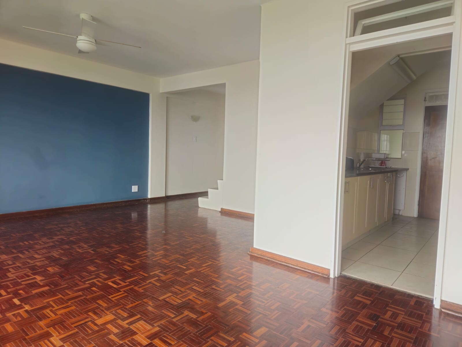 Apartment For Sale in Glenwood, Durban, KwaZulu Natal