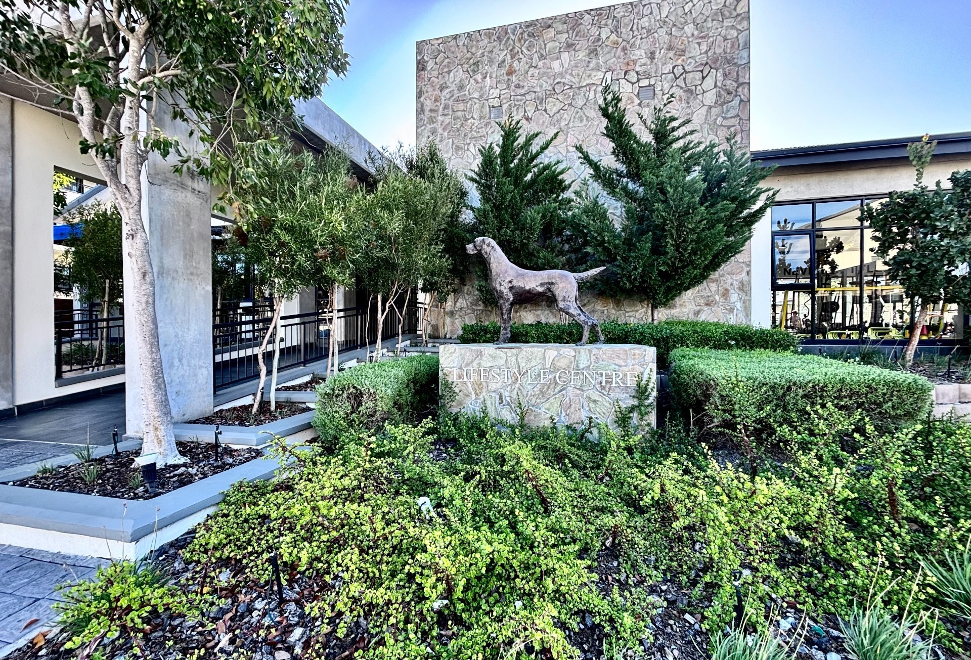 Elegant 2-Bedroom in The Huntsman Estate, Somerset West