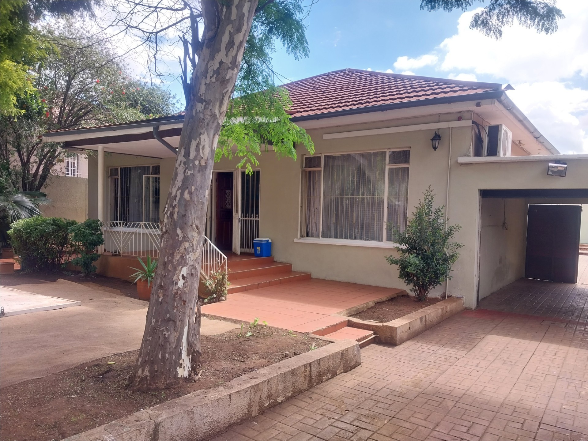 3 bedroom House For Sale in Kensington, Johannesburg