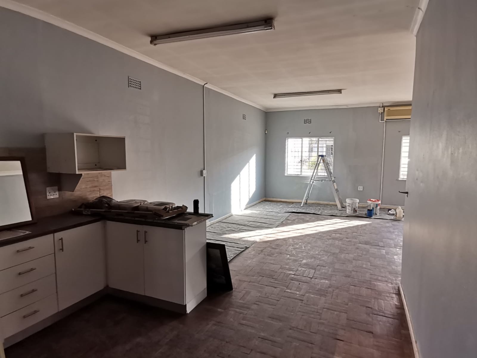 Industrial Office Space To Let in Dal Josafat, Paarl