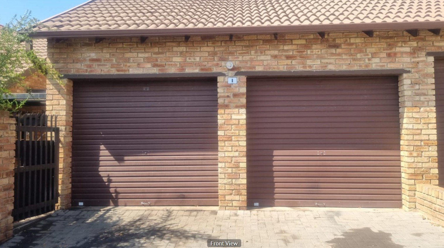2 Bed, 2 Bath DBL Garage Townhouse For Sale in Kosmosdal, Centurion