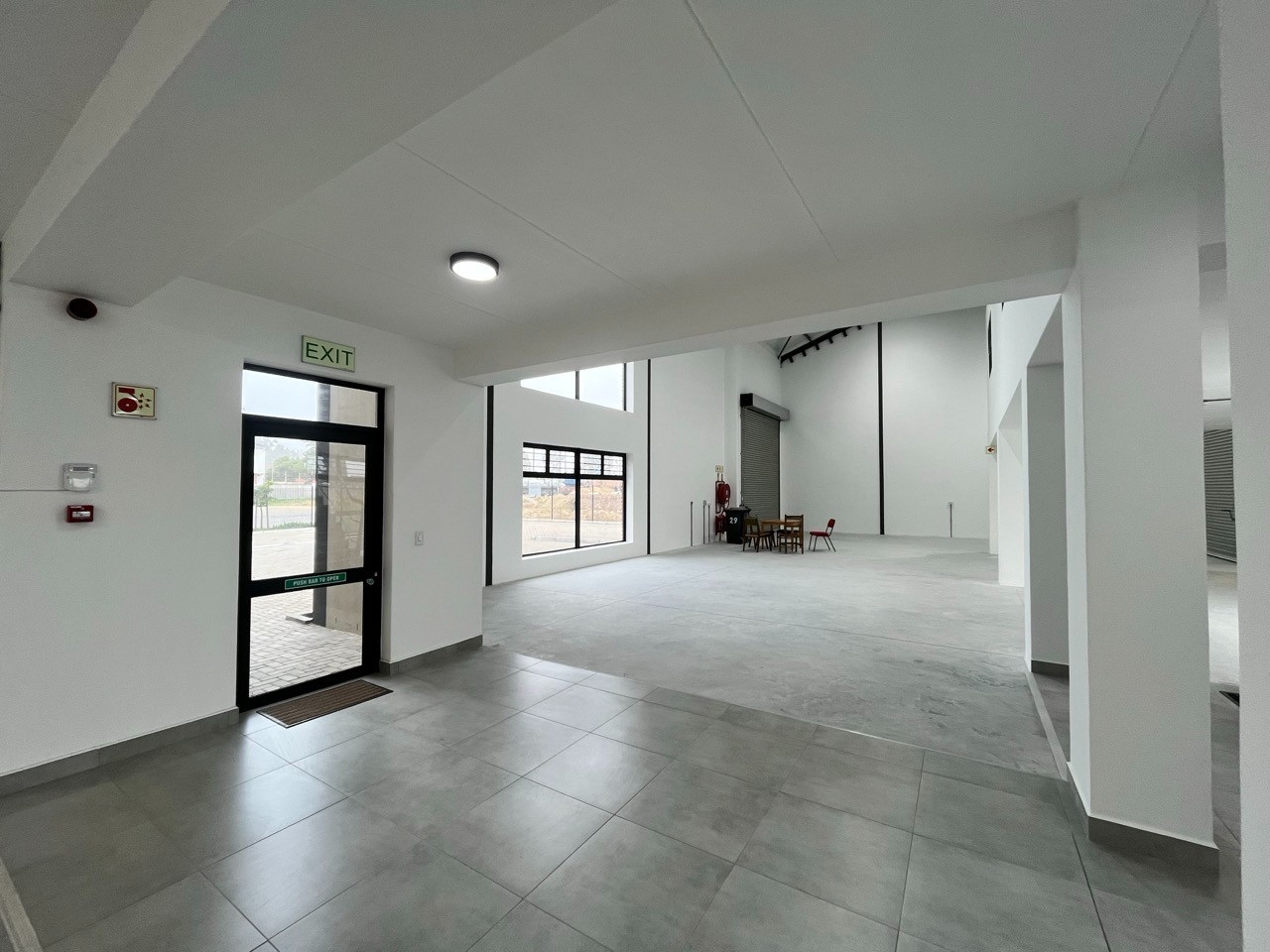 866m² Warehouse To Rent in Darwin Industrial Park, Durbanville