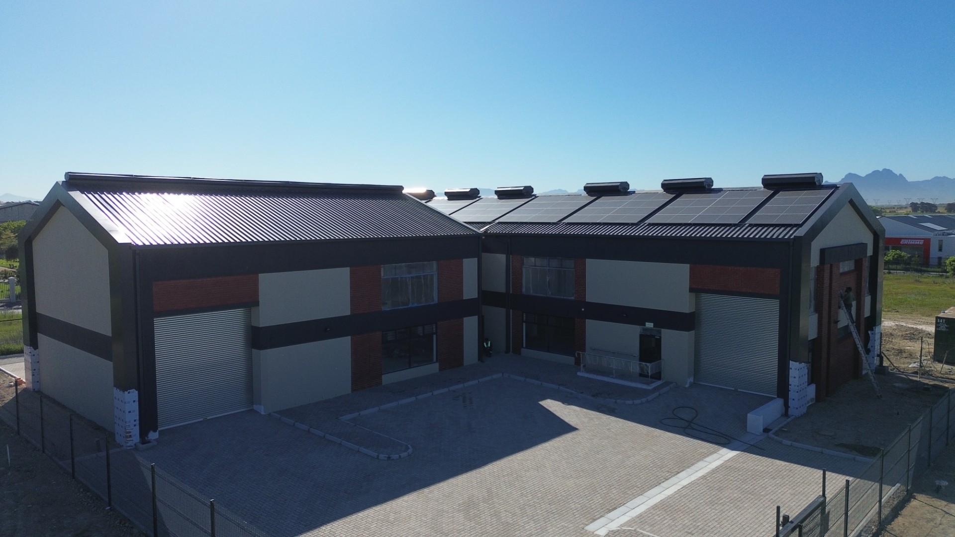 866m² Warehouse To Rent in Darwin Industrial Park, Durbanville