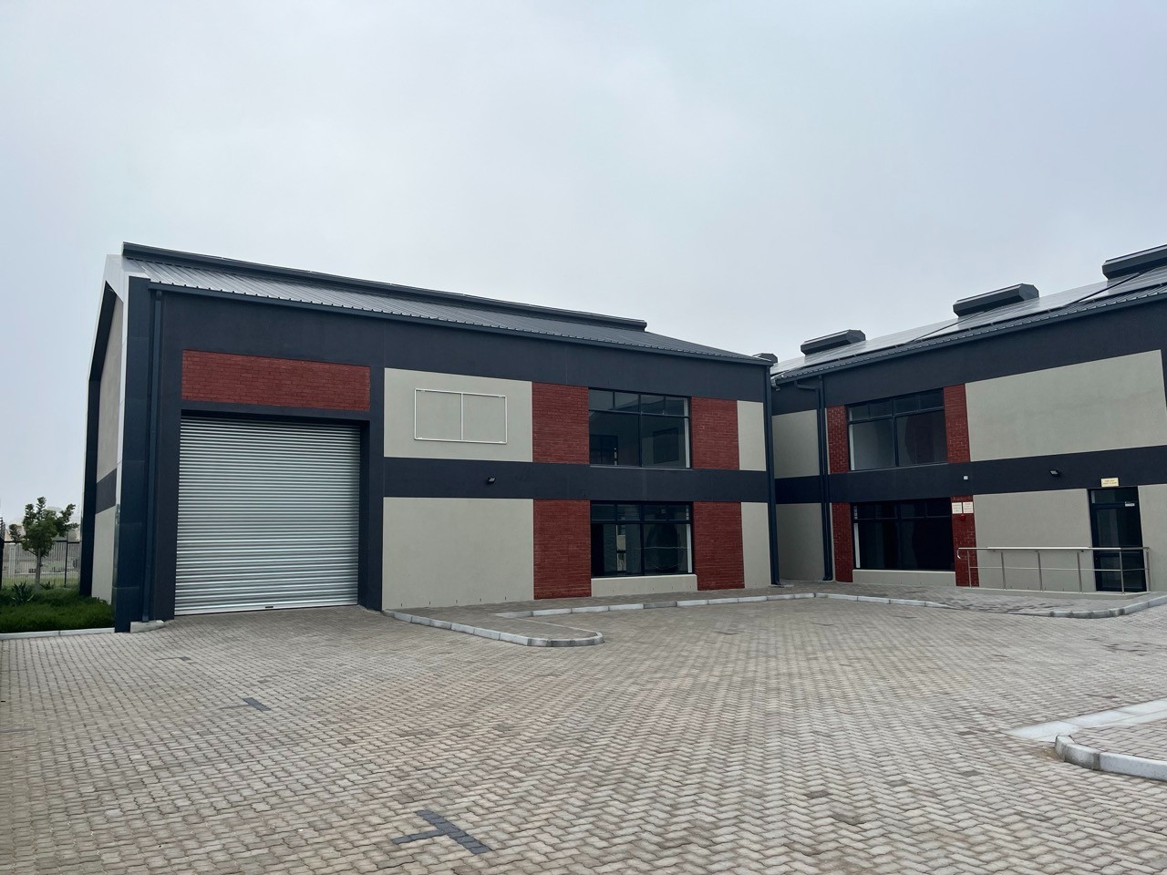 866m² Warehouse To Rent in Darwin Industrial Park, Durbanville