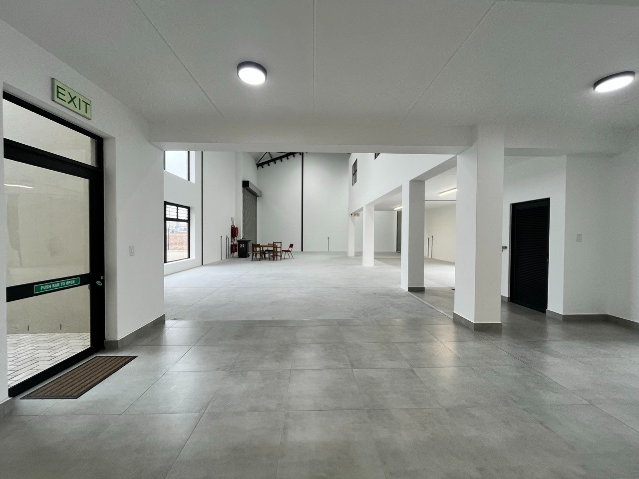 866m² Warehouse To Rent in Darwin Industrial Park, Durbanville