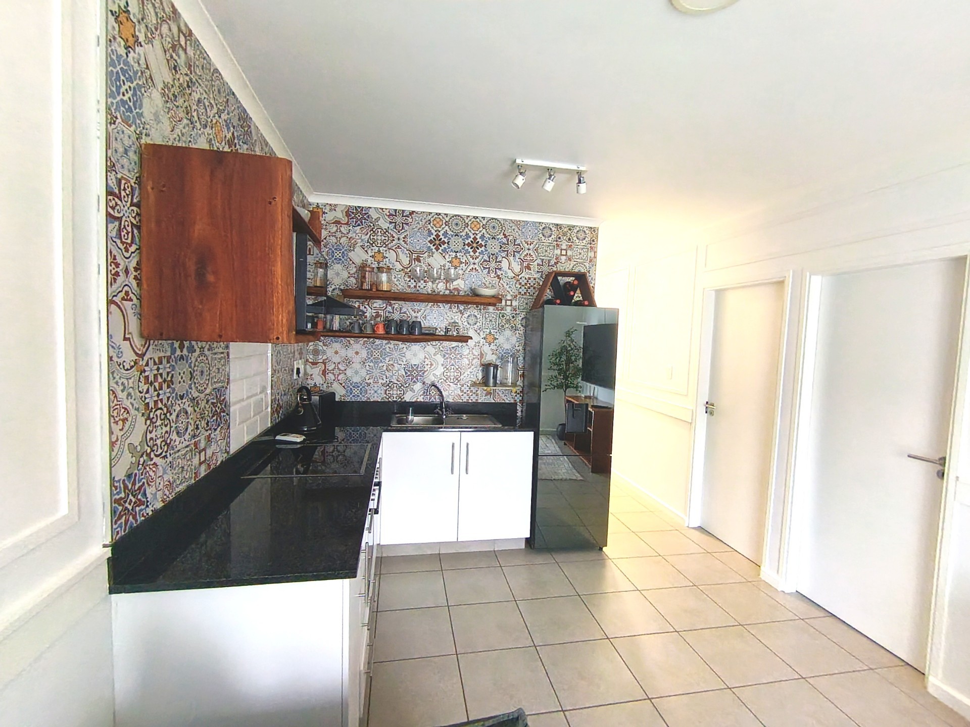 Fully Furnished 2-Bedroom Apartment To Rent at The Woods, Waterfall
