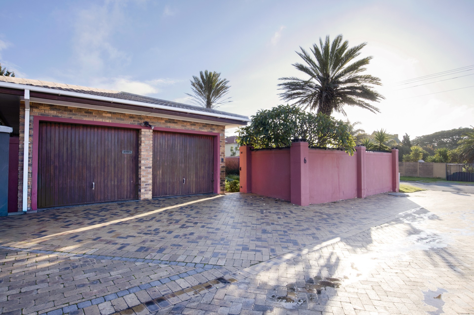 Spacious Family Haven in Flamingo Vlei