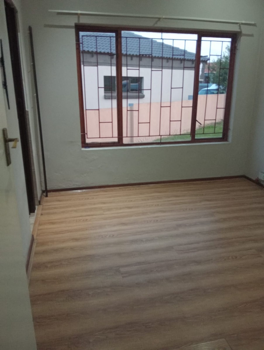 Cluster For Sale in Jackaroo Park, Witbank