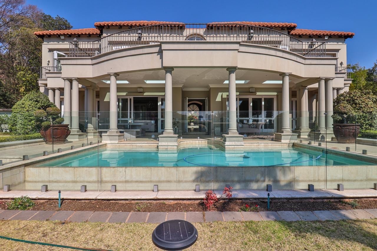 House To Rent in Sandhurst, Sandton