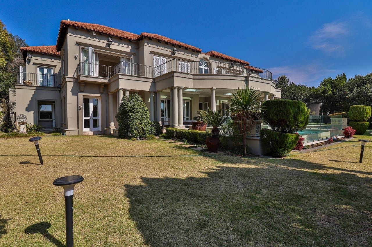 House To Rent in Sandhurst, Sandton