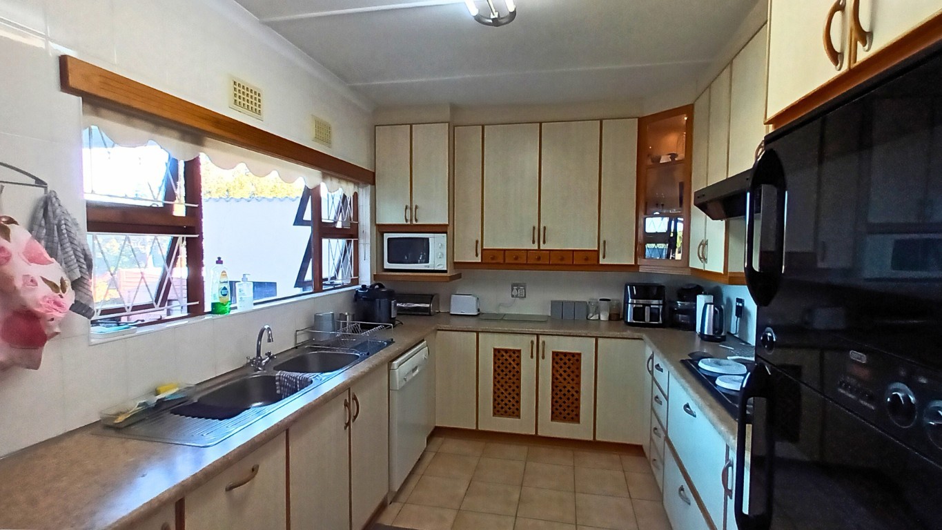 Cherished Family Home with Flatlet in Amalinda North, East London