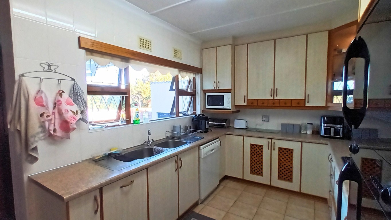 Cherished Family Home with Flatlet in Amalinda North, East London