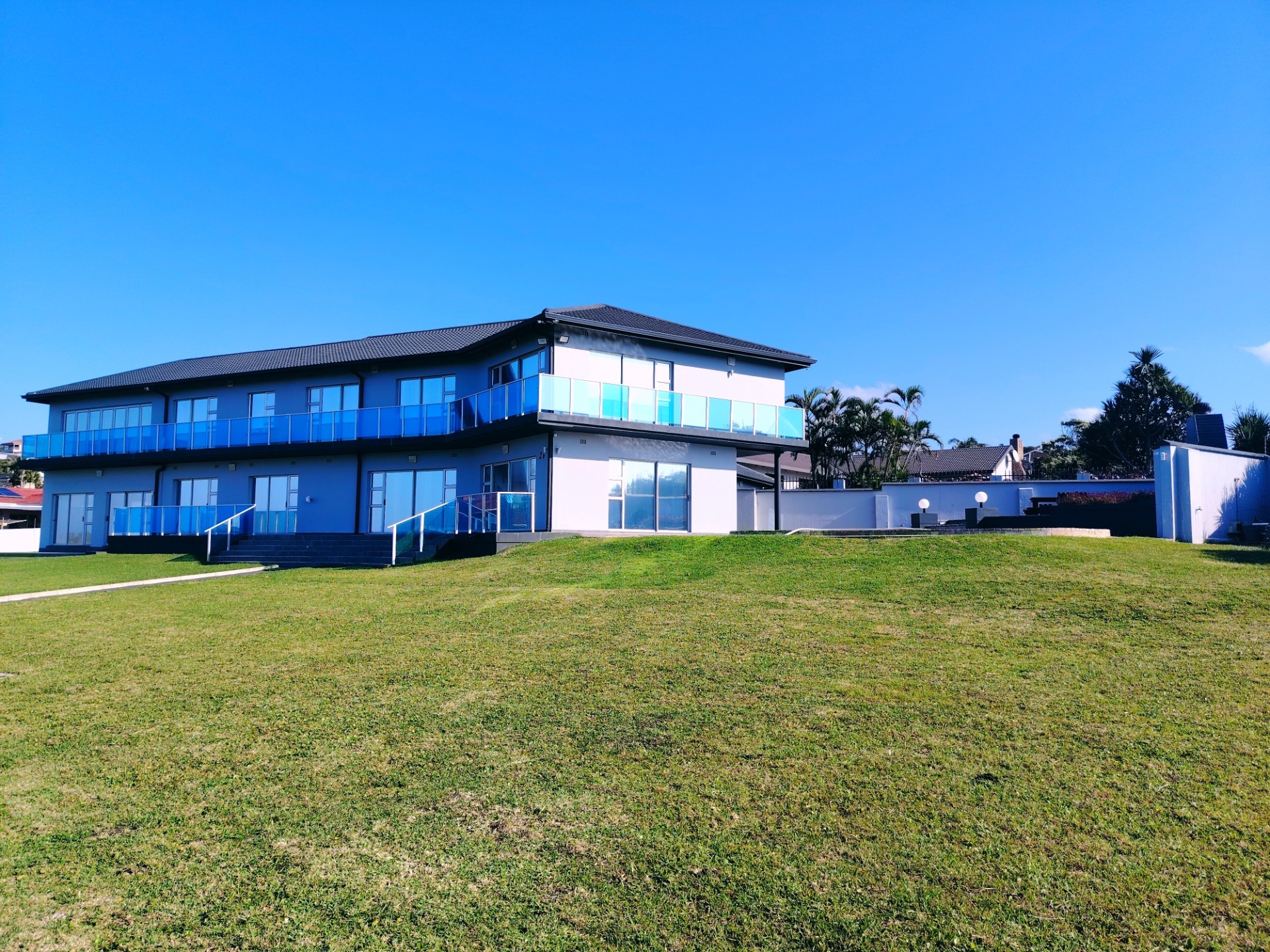 BEACHFRONT PROPERTY - PRICE DROP