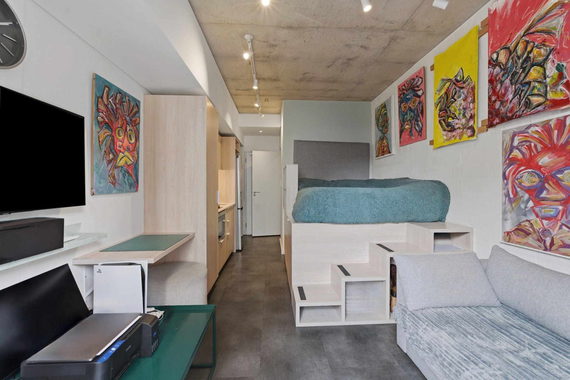 Prime Airbnb Sea Point Investment Opportunity - One26 On M