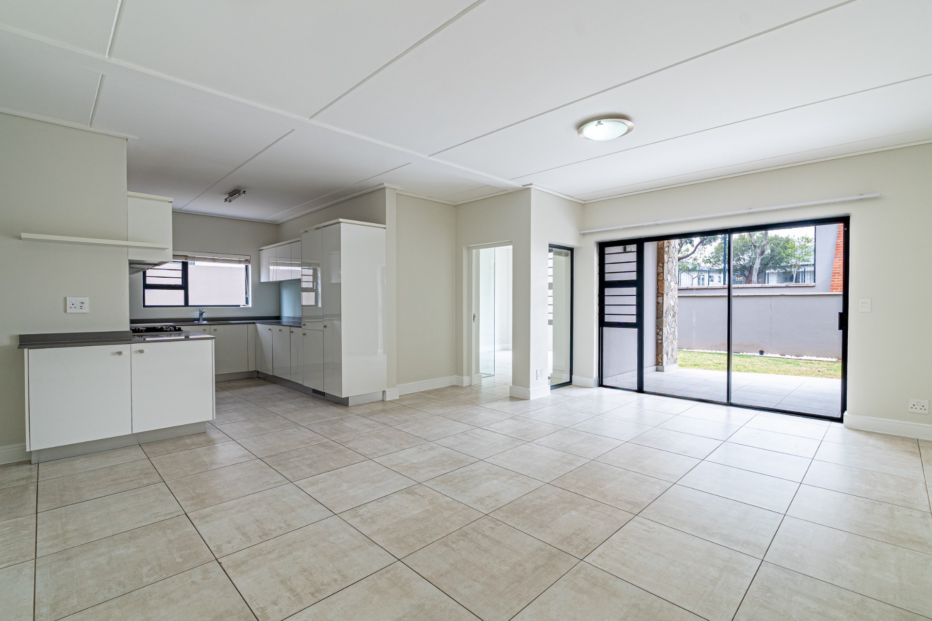 Stylish 3 Bed - 2 Bath Ground Floor Apartment for Sale in The Polofields, Waterfall, Midrand