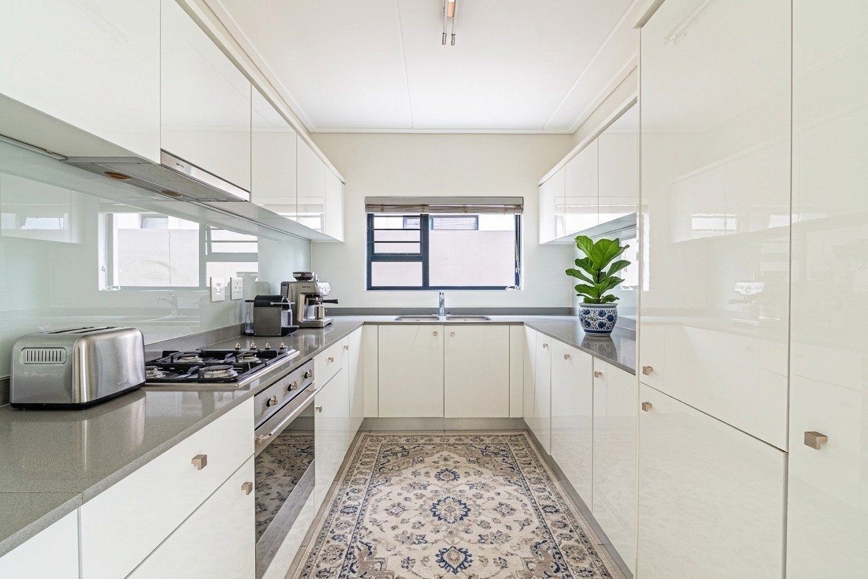 Stylish 3 Bed - 2 Bath Ground Floor Apartment for Sale in The Polofields, Waterfall, Midrand