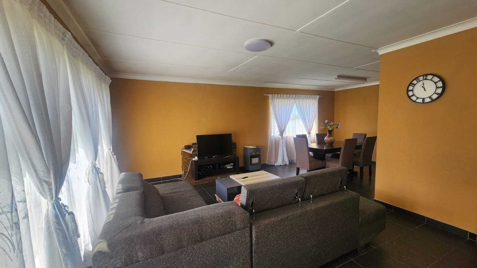 Spacious Family Home with Granny Flat for Sale in Modder East