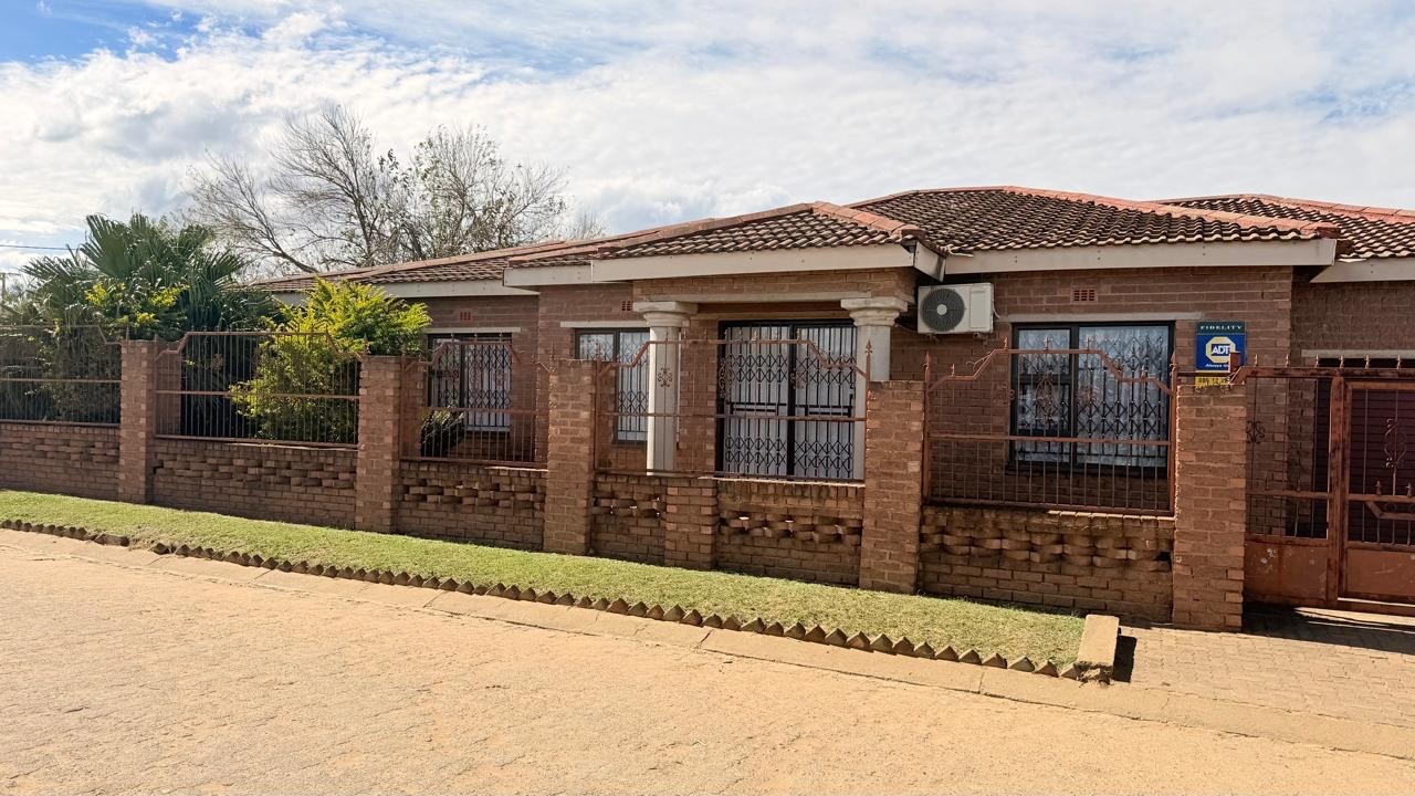 House For Sale in Bhekuzulu, Vryheid, KwaZulu Natal