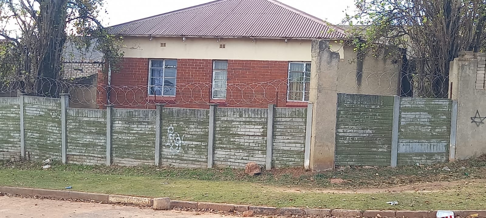 House For Sale in Coronationville, Johannesburg