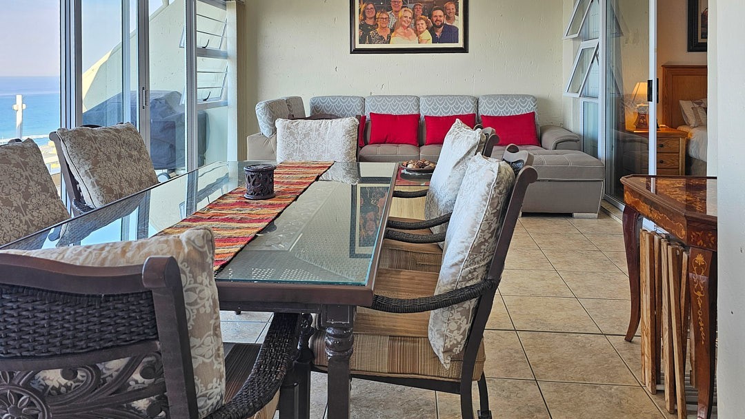 OCEAN VIEWS, LUXURY 3 Bedroom Apartment